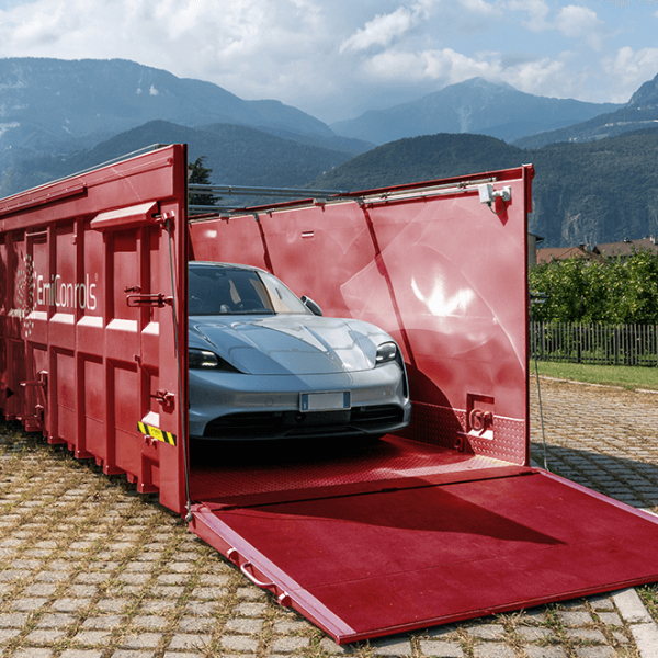 Electric Vehicle Quarantine Container for Fire Protection from Damaged Batteries (1)
